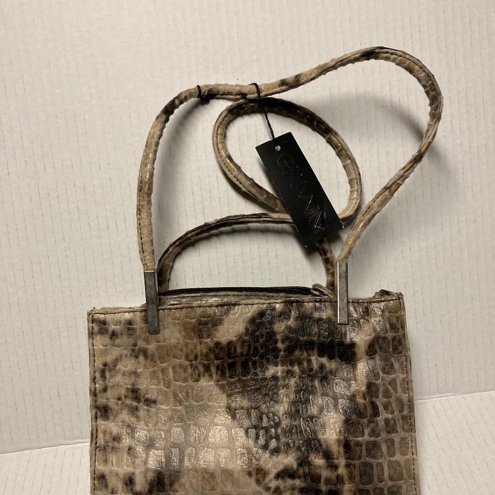 Animal print shoulder pocket book